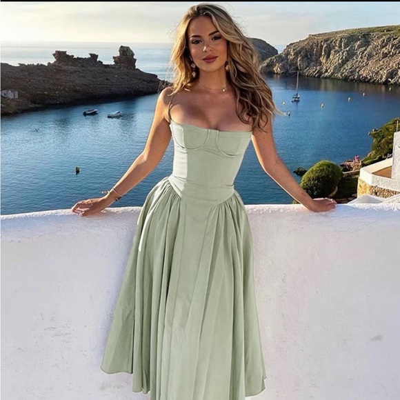 Low Cut Sling Dress - Picture 2 of 4